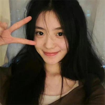 吃鸟食的男孩